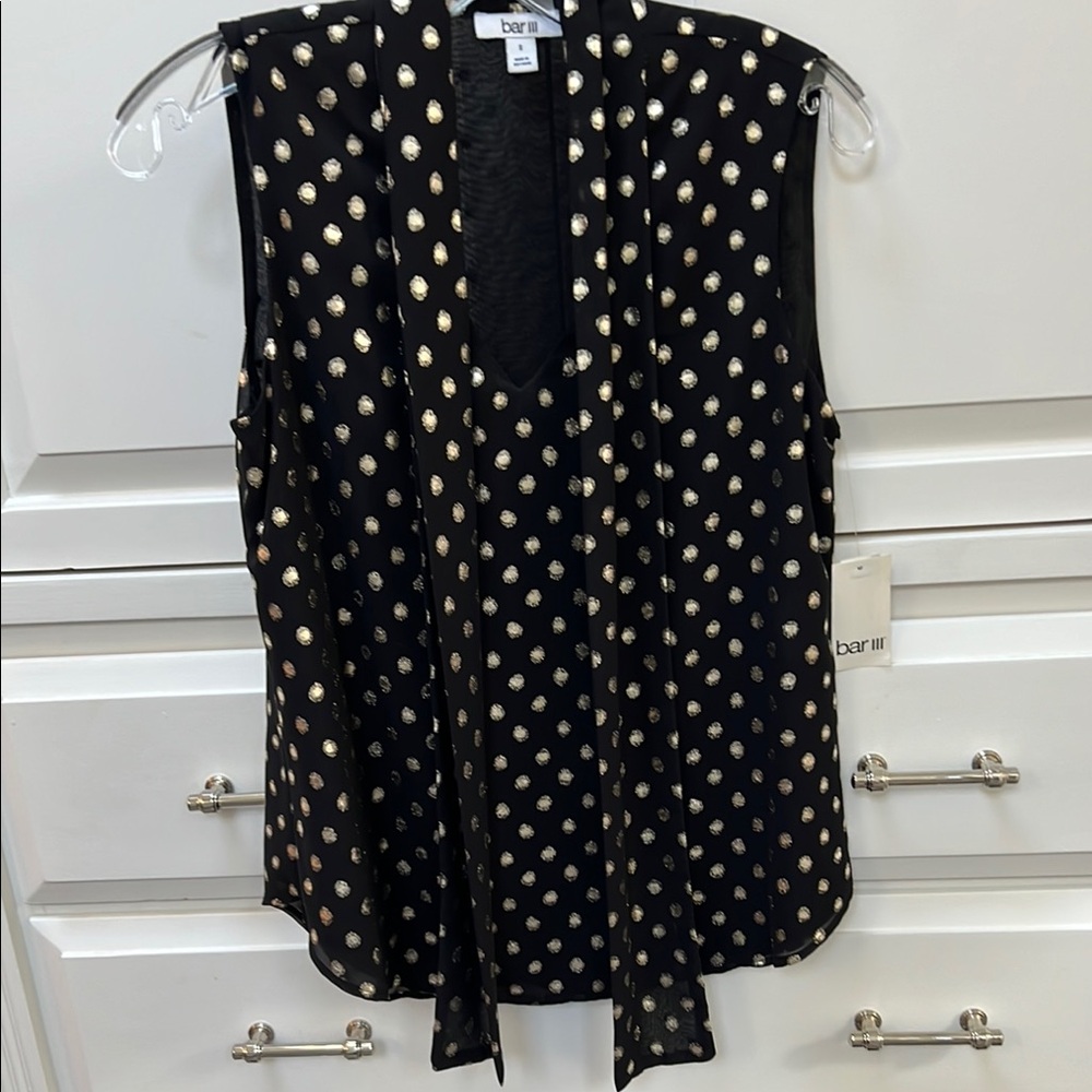 Bar III Black and Gold Sleeveless Top